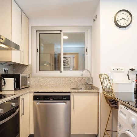 Modern Apartment Near Pl. Espana Barcelona Ngoại thất bức ảnh